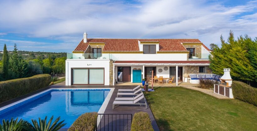 Sea view 5 bedroom villa with pool near Tavira, Algarve 4