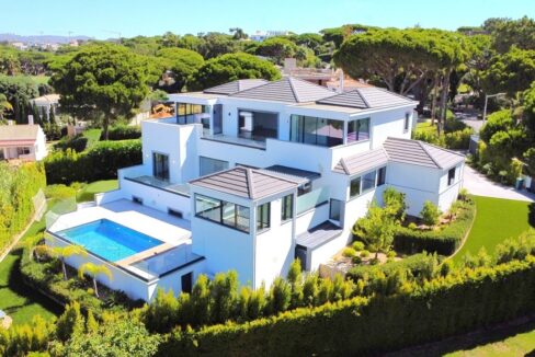 Sea view 6 bedroom villa in Vale do Lobo Golf Resort, Algarve 1