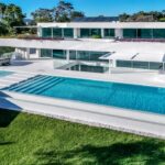 Sea view luxury villa for sale in Almancil, Algarve 1