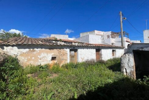 West Algarve small ruin for re build in Raposeira 1