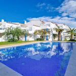 2 bed apartment for sale in Albufeira, Algarve 1