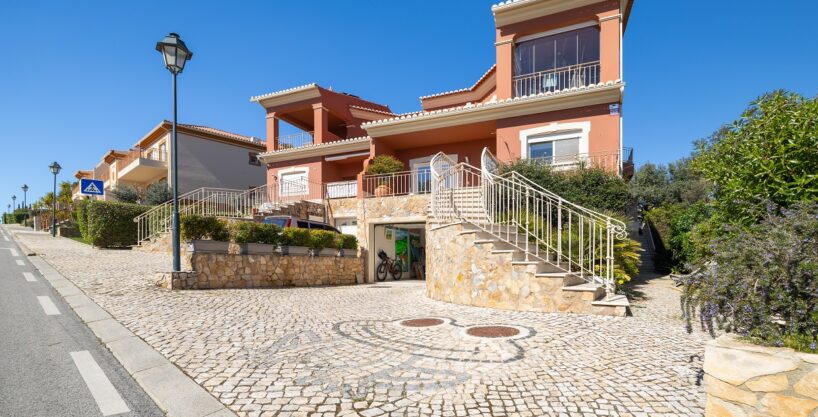 3 bed linked golf villa in Boavista Resort, Algarve 1