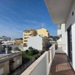 3 bed renovated apartment in central Loule, Algarve 1