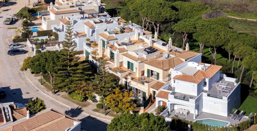 3 bed townhouse with pool in Vale do Lobo, Algarve 3