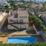 3 bed villa with pool for sale in Luz, West Algarve 5