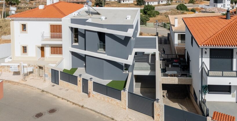 3 bedroom villa in Mexilhoeira Grande, Portimao Algarve 3