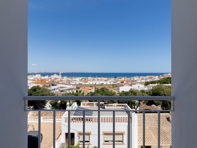 4+2 bedroom townhouse for sale in Lagos Algarve 7