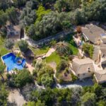 6 bed villa with 1 hectare on Monte Funchall, Lagos 1