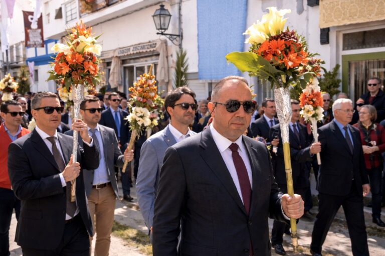 Easter Old Flower Torch Festival in Sao Bras Easter Old Flower Torch Festival in Sao Bras