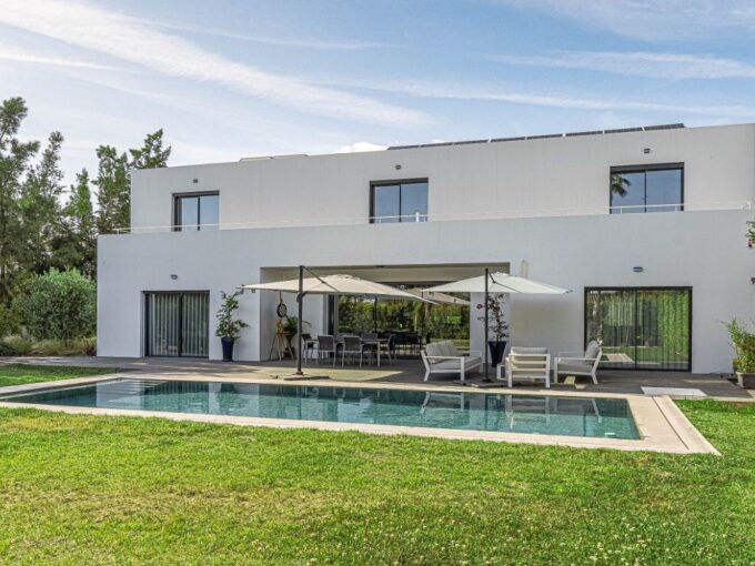 Modern 4 bed villa in Almancil, Algarve 1