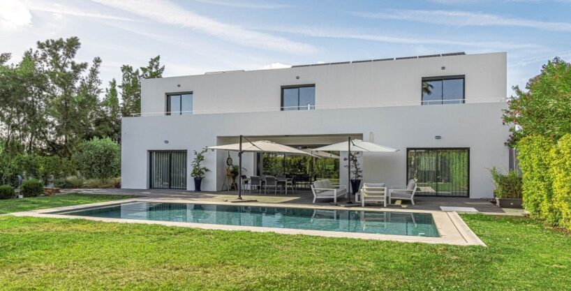 Modern 4 bed villa in Almancil, Algarve 1