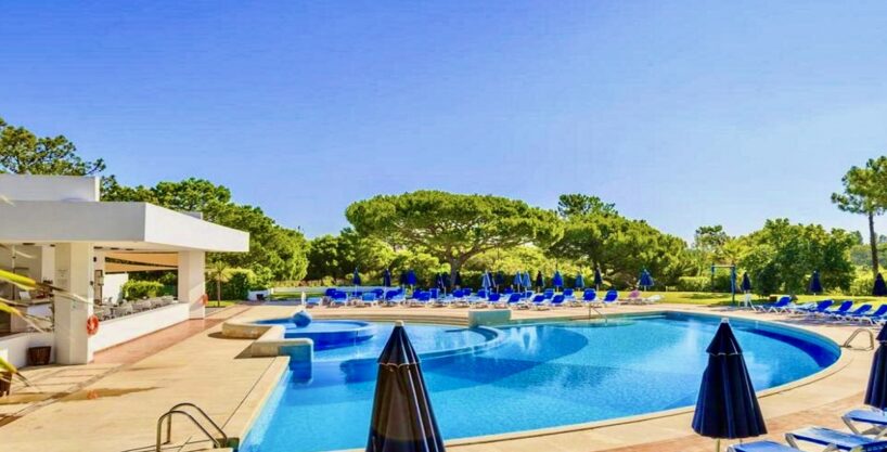 Renovated Quinta do Lago studio apartment in Victory Village Algarve 2