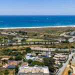 Sea view 2 bed villa plus annexe in Meia Praia, Lagos 24