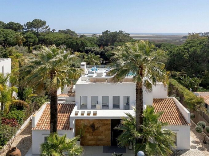 4-Schlafzimmer-Villa mit Meerblick in Quinta das Salinas in der Nähe von Quinta do Lago 2