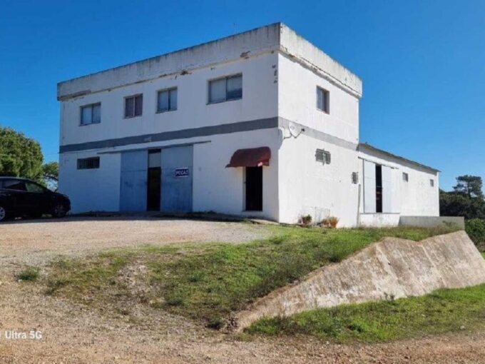 Warehouse for sale in Almancil, Algarve 1