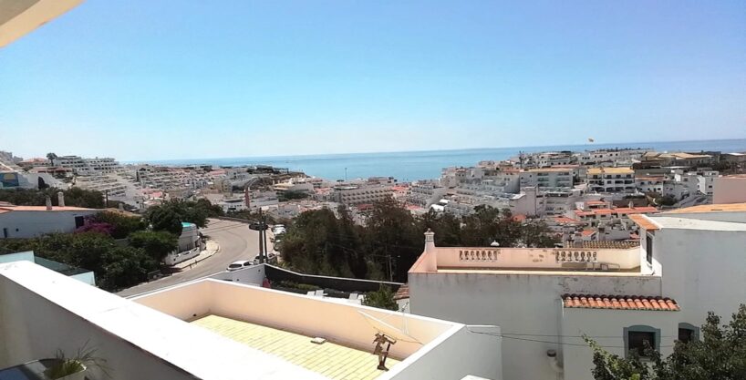 2 bed apartment Albufeira Algarve