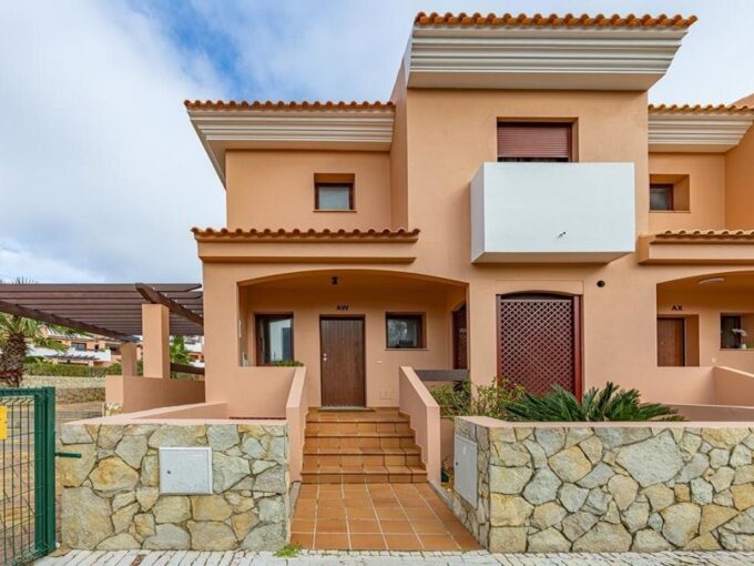 3 plus 1 bed townhouse in Vila Sol Golf Resort, Algarve 1