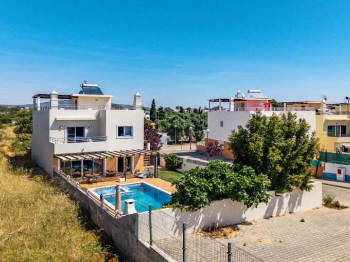 4 bed new villa near Praia dos Cavacos, Olhao, Algarve 1