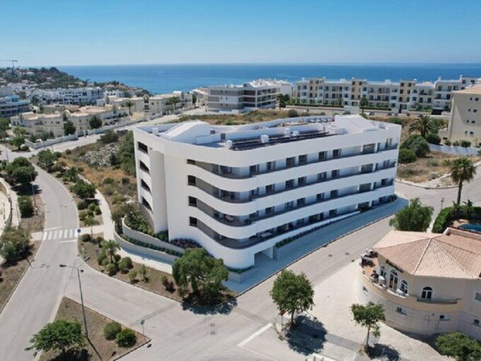 Brand new 2 bed 2 bath apartment in Lagos, Algarve 1