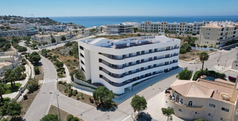 Brand new 2 bed 2 bath apartment in Lagos, Algarve 1