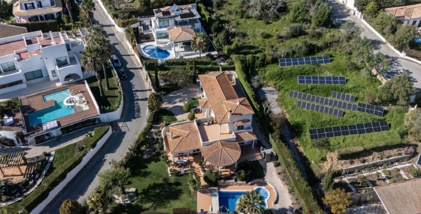 Detached villa with pool for sale in Calicas, Lagos, Algarve 6