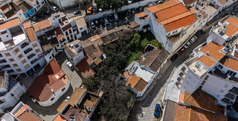 Development land for sale in Lagos centre, Algarve 1