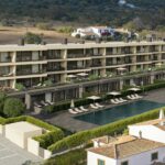 New investment 2 bed apartment opportunity in Praia da Luz, Algarve 1