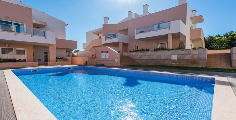 2 Bed Apartment with pool for sale in Burgau, West Algarve 1