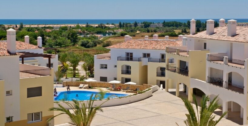 2 bed apartment for sale in Cabanas de Tavira, Algarve 3