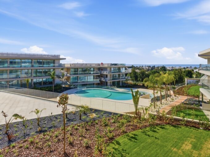 2 bedroom suite apartment in luxury Carvoeiro 13