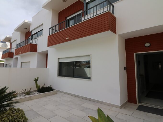3 bed house for sale in Sao Bras town centre, Algarve 1
