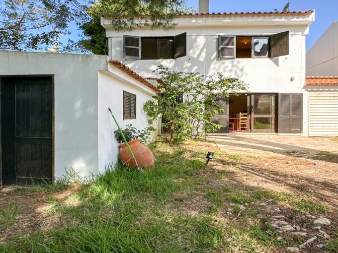 3 bed villa for renovation in Vilamoura, Algarve 1