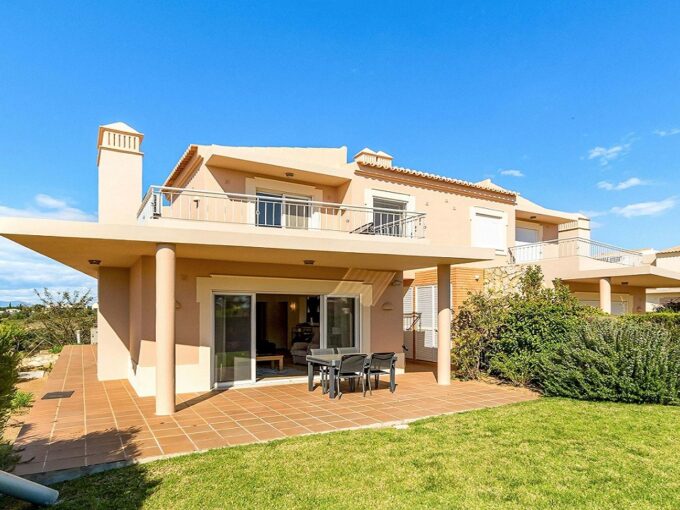 Co ownership 3 bed townhouse in Carvoeiro Golf, Algarve 1