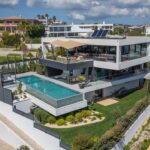 Luxury West Algarve villa for sale 1