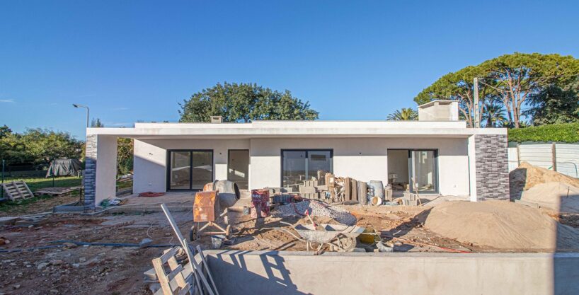 New 3 bed villa in Sitio dos Quartos, Almancil, Algarve 3