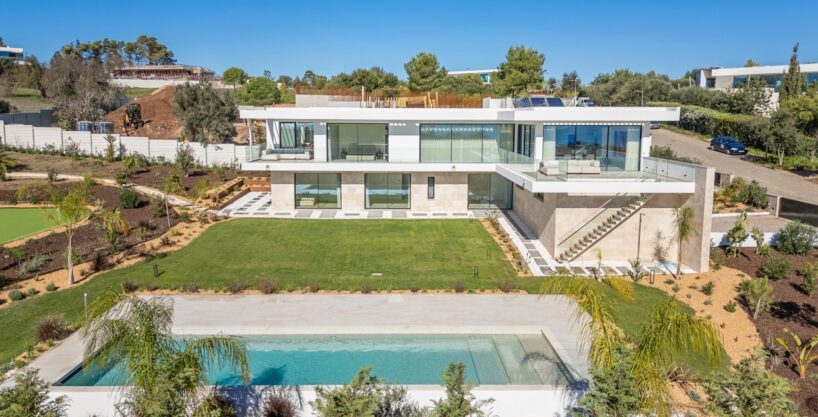 Sea & golf view property for sale on Palmares, Lagos 5