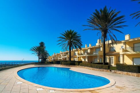 Sea view 3 bed townhouse in Albufeira, Algarve 1