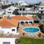 Sea view 4 bed villa for sale in Albufeira, Algarve 1