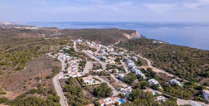 Sea view building land in Quinta da Fortaleza, Burgau 1
