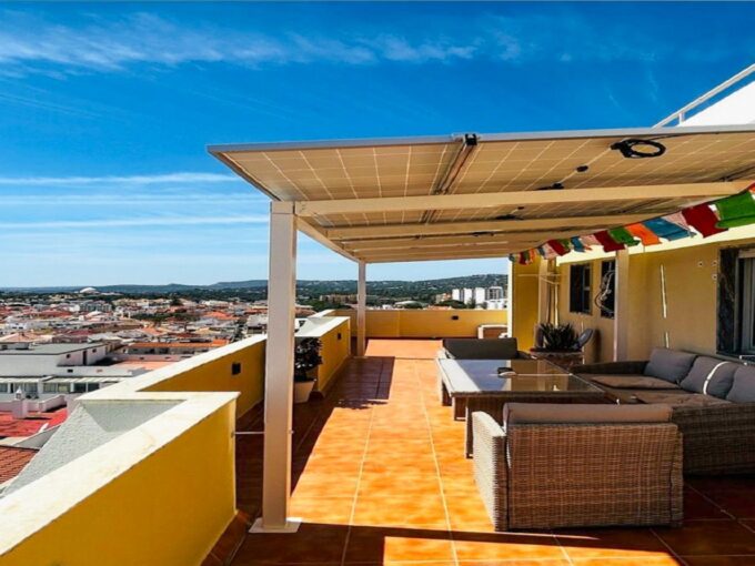 Top floor 2 bed apartment for sale in Loule, Algarve 1