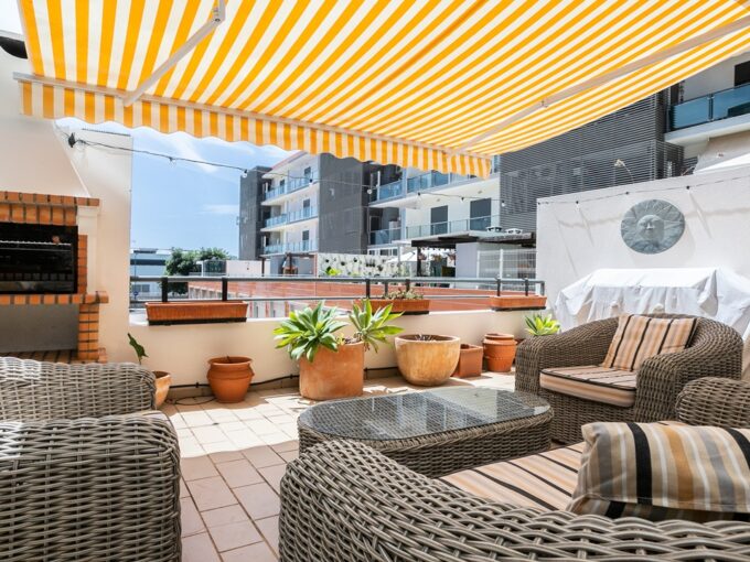 3 bed apartment in Colinas da Boavista, Tavira, Algarve 1