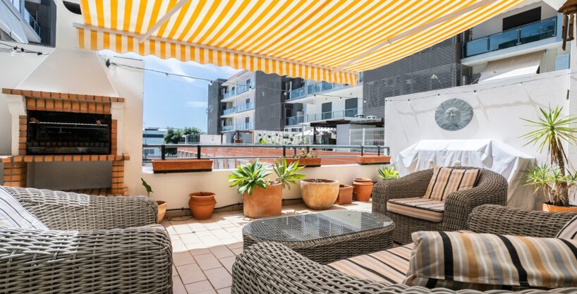 3 bed apartment in Colinas da Boavista, Tavira, Algarve 1