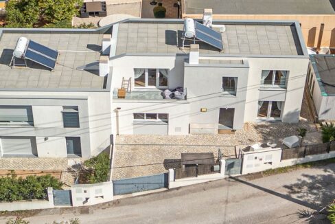3 bed duplex townhouse in Loule, Algarve 1
