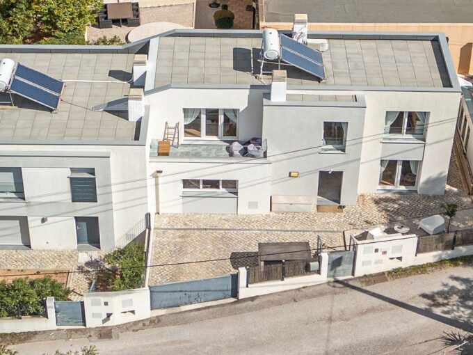 3 bed duplex townhouse in Loule, Algarve 1