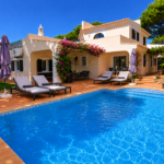 3 bed villa for sale in Dunas Douradas, Vale do Lobo 1