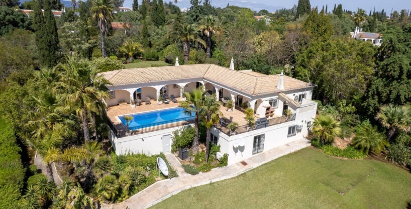 4 bed villa for sale in Monte Judeu, Portimao, Algarve 1