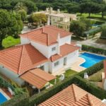 4 bed villa with pool in Vilamoura 1