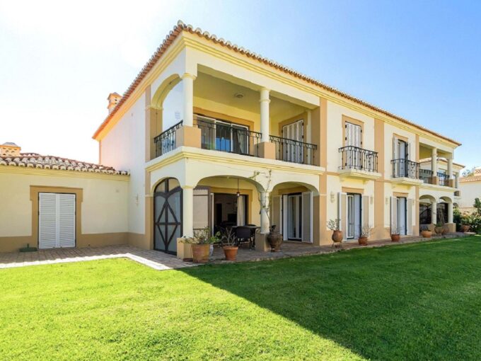 4 owner co ownership 2 bed apartment in Pestana Carvoeiro, Algarve 1