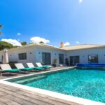 6 bedroom villa with pool in Almancil 1