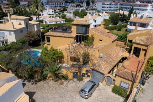 8 bed villa near Praia da Oura, Albufeira, Algarve 5